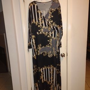 Long Sleeve Maxi Dress with Beautiful Design